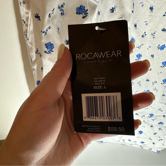BNWT Rocawear dress-shirt - Picture 7 of 7